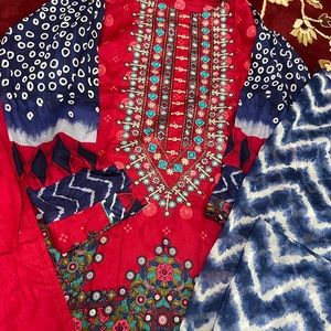 3 piece Laxauary Lawn Salwarkameez Pakistani dress Small